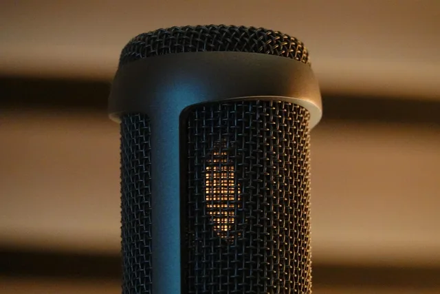 mic, microphone, closeup, music, sound, studio, equipment, broadcasting, brown music, brown microphone. How much to charge for voiceover work for a small operation