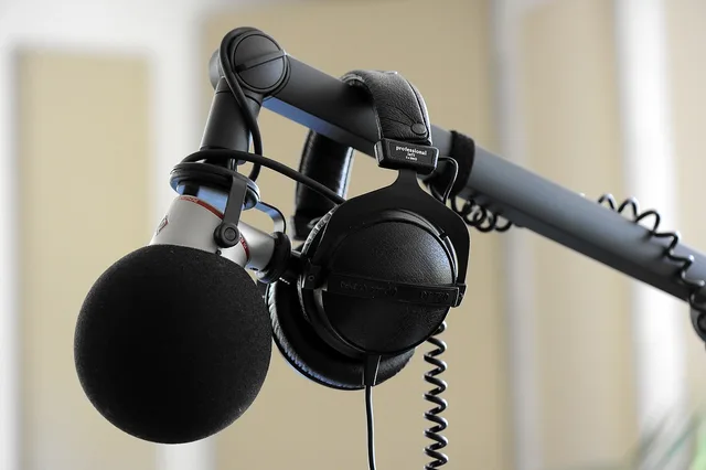 microphone, headphones, studio, equipment, music, volume. Narrator Demo Reel Length: The 60 to 90 Second Norm