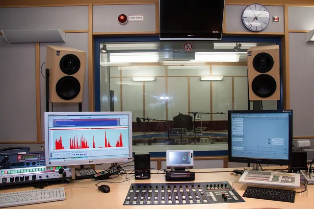 sound studio, speaker cab, director desk, transfer of information, pictures, volume, text, electromagnetic waves, radio network. Voiceover revenue metrics for people who want the details